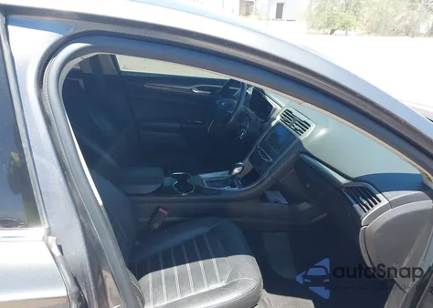 2014 Ford Fusion Se z USA, uszkodzony, nr VIN 3FA6P0HD8ER354665